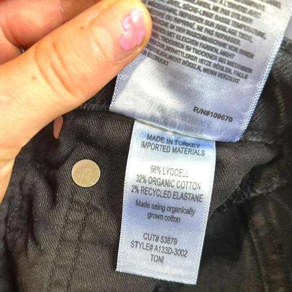 Agolde Toni Mid Rise Straight Jeans black distressed denim raw hem size 24 - Picture 11 of 11